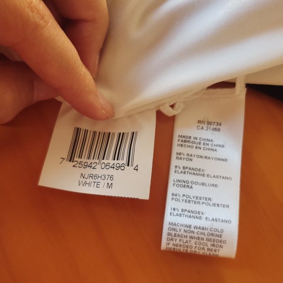 BCBG MaxAzria modest cap sleeve striped dress - Picture 7 of 7